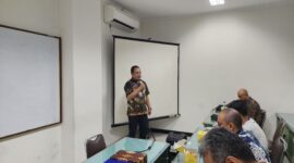 Foto : Sambutan Ketua DPW PROPAMI Semarang Raya Yannuar Eko Purwito saat Pelantikan Pengurus DPW PROPAMI & Program Pendidikan Lanjutan (PPL) bagi pemegang ijin perorangan WPPE di Semarang Raya, Sabtu (9/12/23). (Doc.PROPAMI)