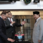 Presiden Prabowo Subianto bertemu PM Malaysia Anwar Ibrahim di Menara Kembar Petronas, Kuala Lumpur. (Dok. Tim Media Prabowo)