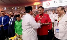 HUT Partai Gerindra, Inilah Momen Prabowo Subianto Sapa dan Peluk Perwakilan PDI Perjuangan