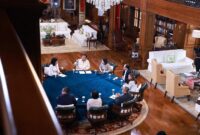 Presiden Prabowo mengundang 7 jurnalis kawakan untuk berbincang on the record di perpustakaan pribadinya. Instagram.com @Prabowo)